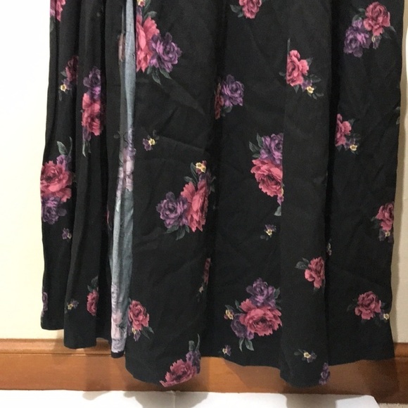 Torrid black floral challis maxi dress plus size 2 - Picture 7 of 9